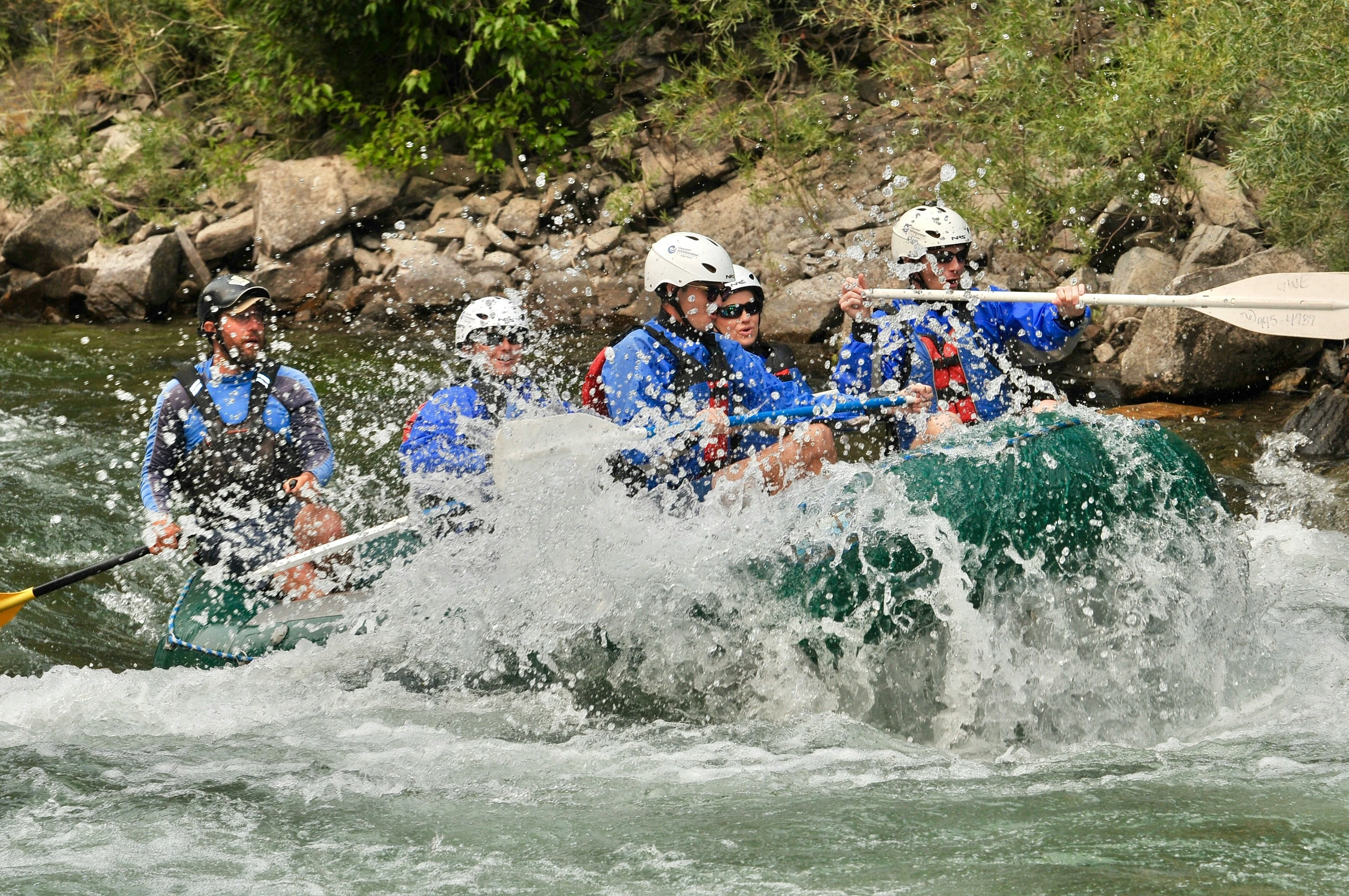Floßfahrt auf Fluss